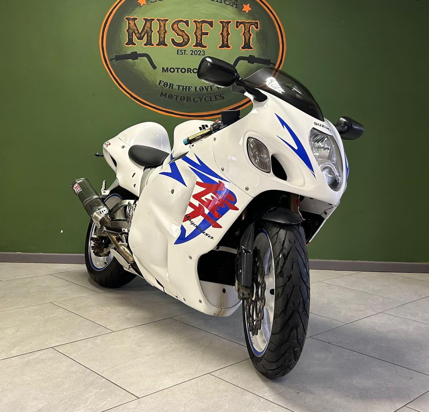 Just arrived! 2007 Suzuki Hayabusa! Stunning bike and very strong