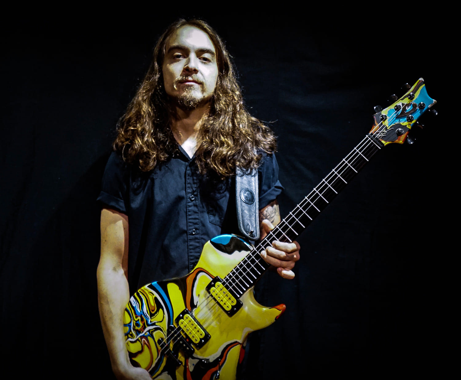NICK LEE (RIOT V) SE ENCUENTRA EN... - The Book Of Legacy
