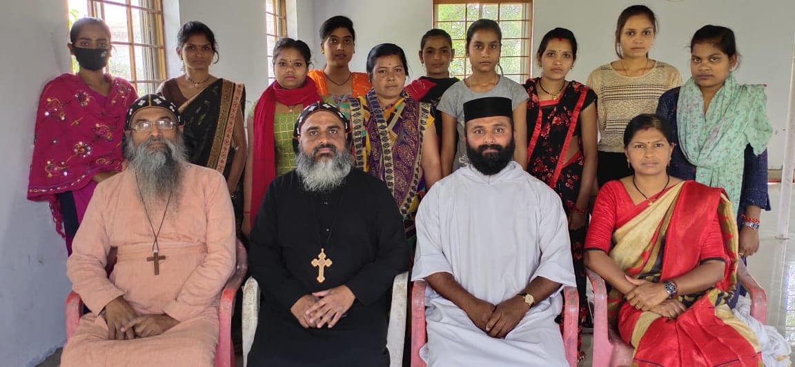 Malankara Orthodox Vishwasa Samrakshaken - Very. Rev. Philipose ...