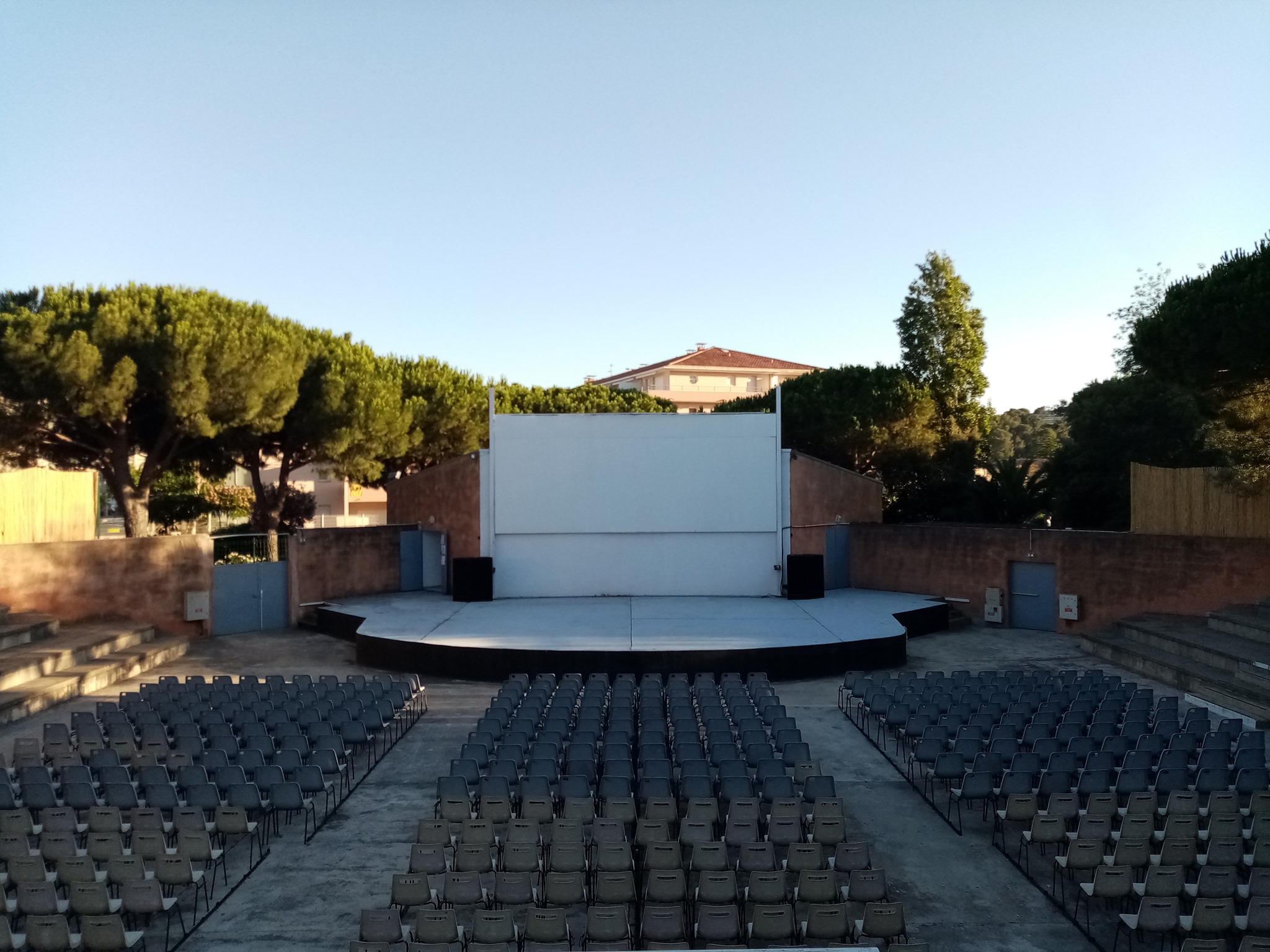 Theatre De Verdure Du Lavandou Evenements A Venir