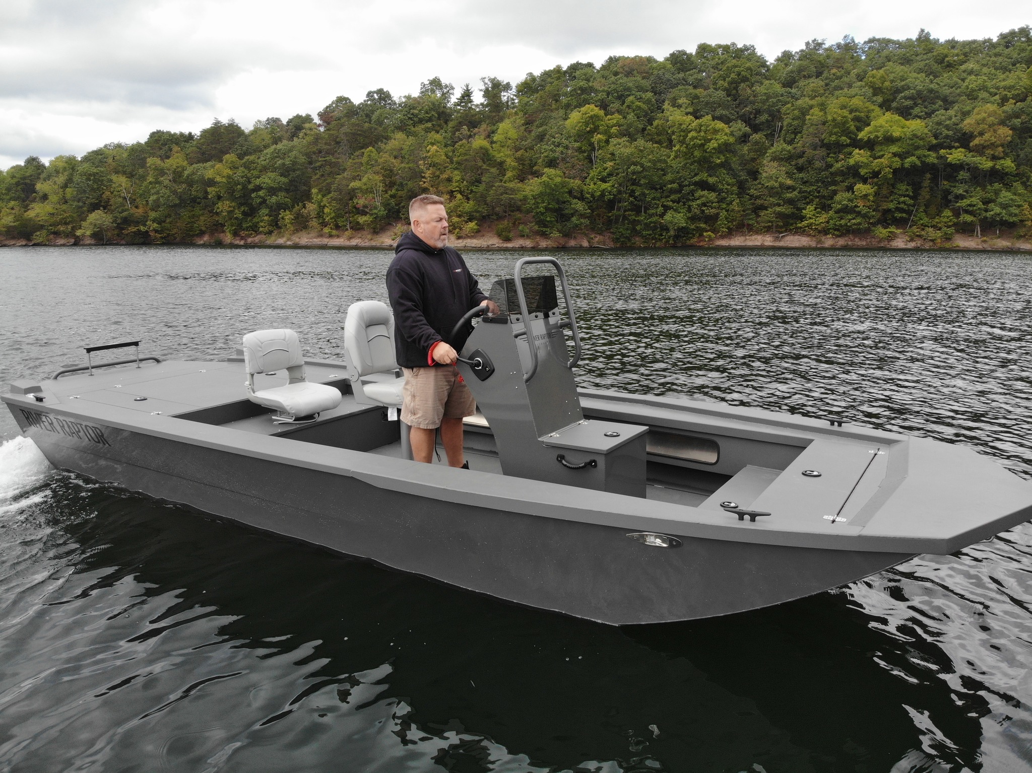 2060 RECON RAPTOR headed to... - River Raptor Jetboats | Facebook