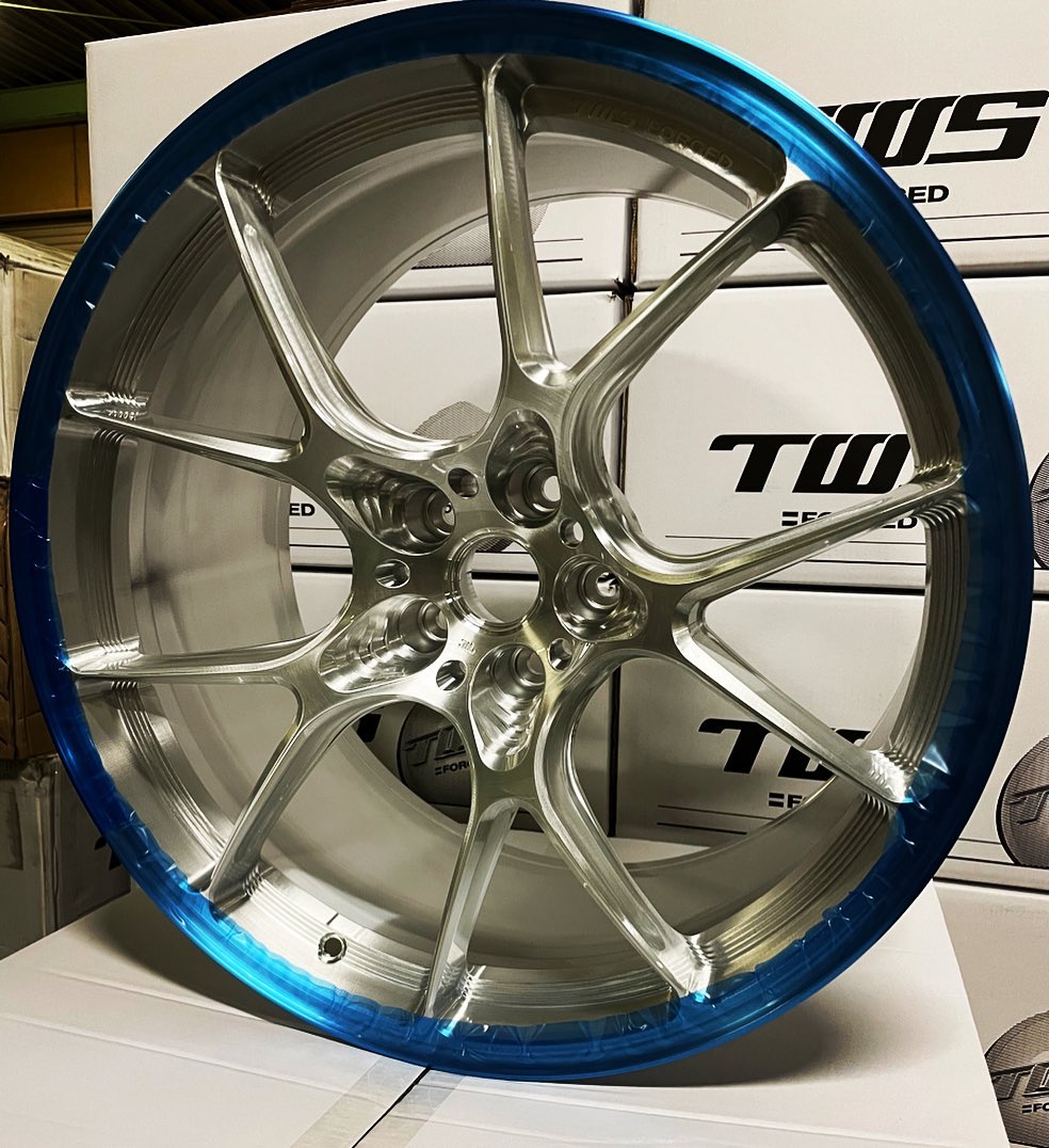 35GT-R用 TWS 鍛造オーダーホイール TWS Exspur RN2＋udm R35GT- R専用 開発完了！ F 10j R 11.0j
