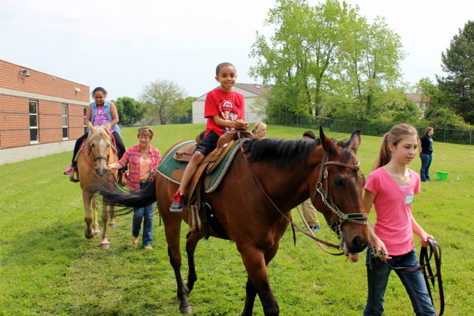 Springfield - The Colts of Simon Kenton Elementary took some time ...