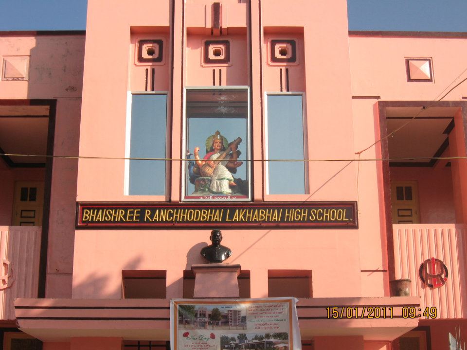 B.R.L Highschool,nar