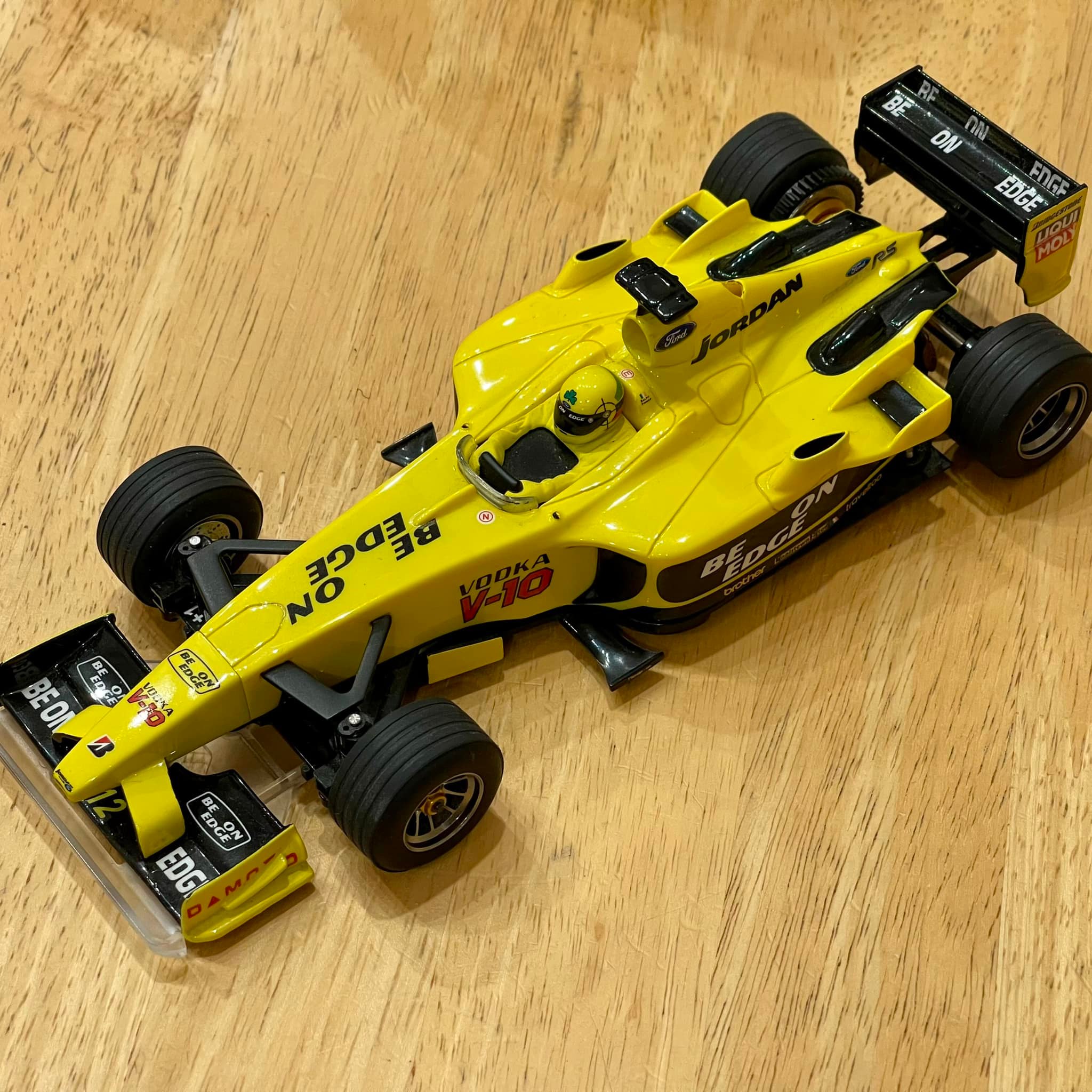 Ferrari F1 F2005 by MJX R/C Technic Scale: 1/8 No remote&battery