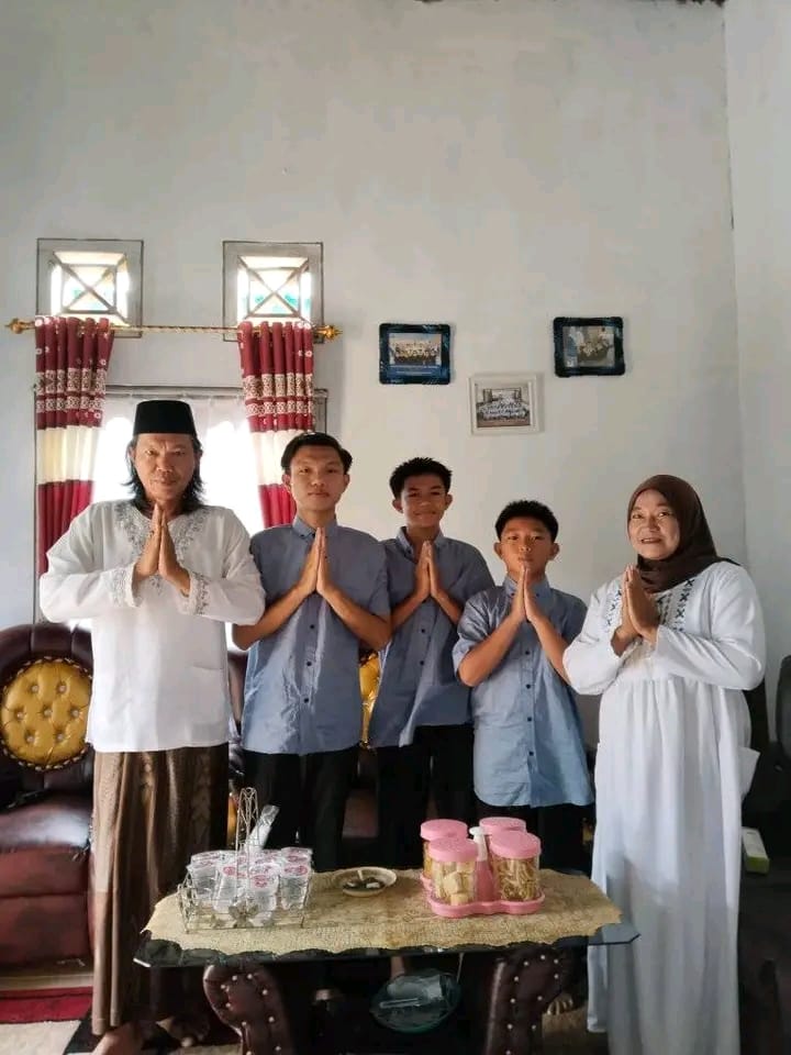 Midaya Fisti
