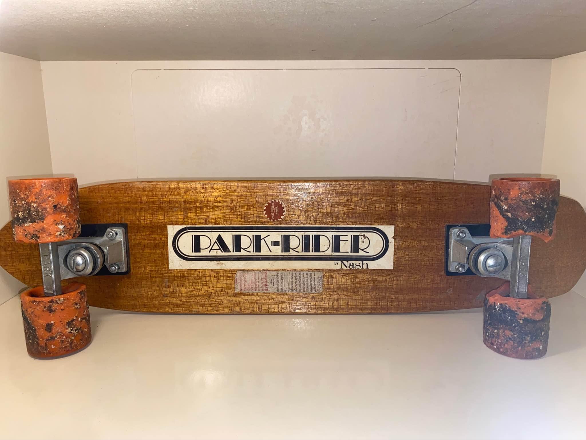Antique skateboard park rider by NASH 1970 - Skateboards 