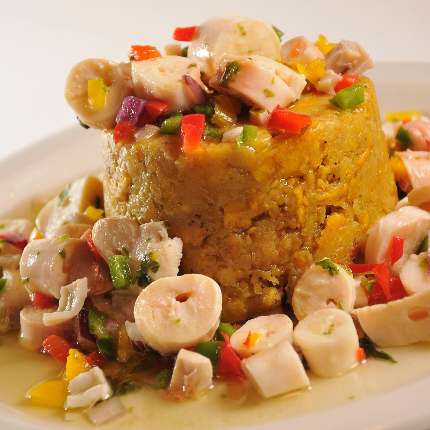 Mofongo relleno de marisco. #metropolpr - Metropol Restaurant | Facebook