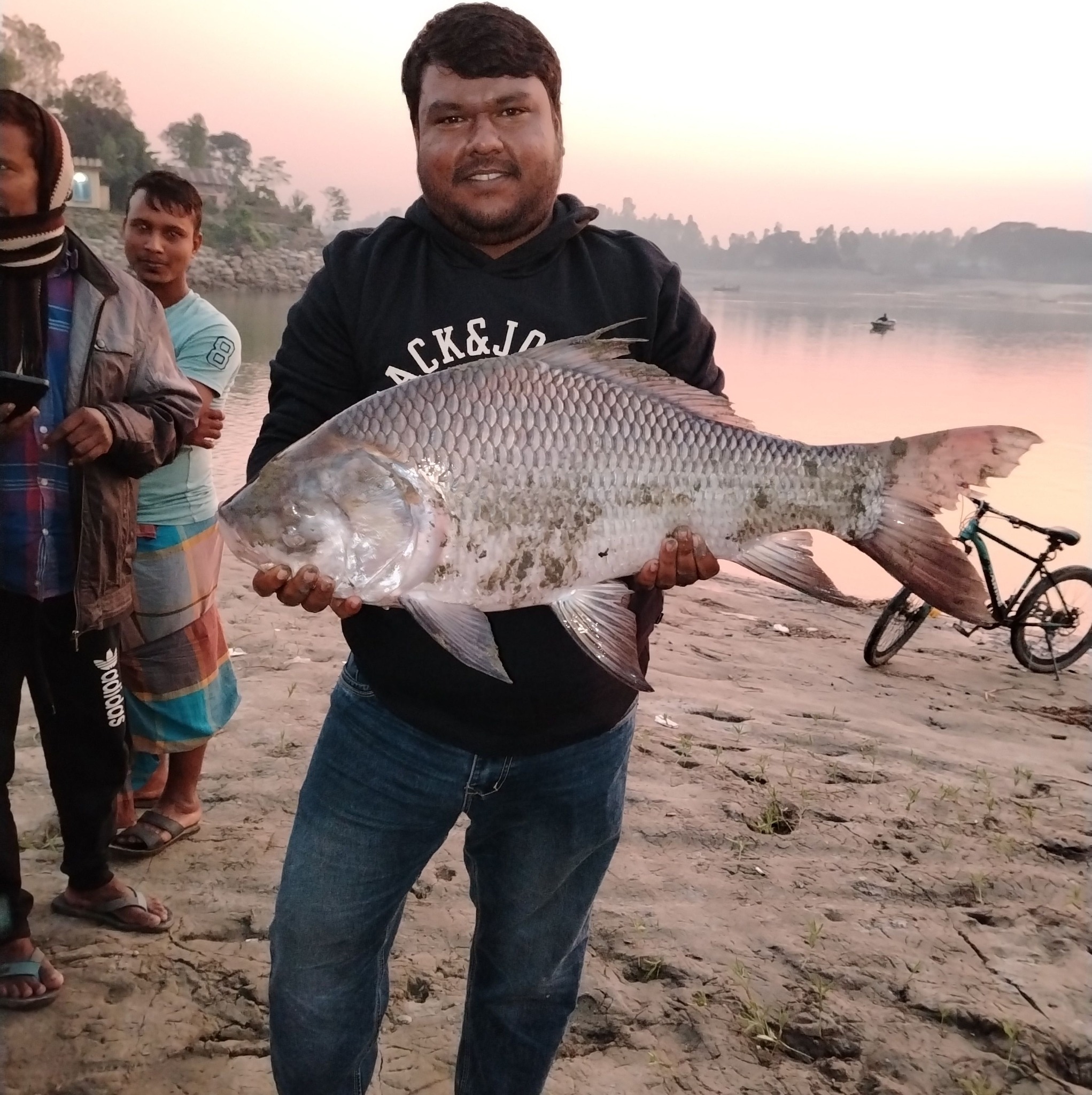 Nirob Tanvir on Reels | Facebook