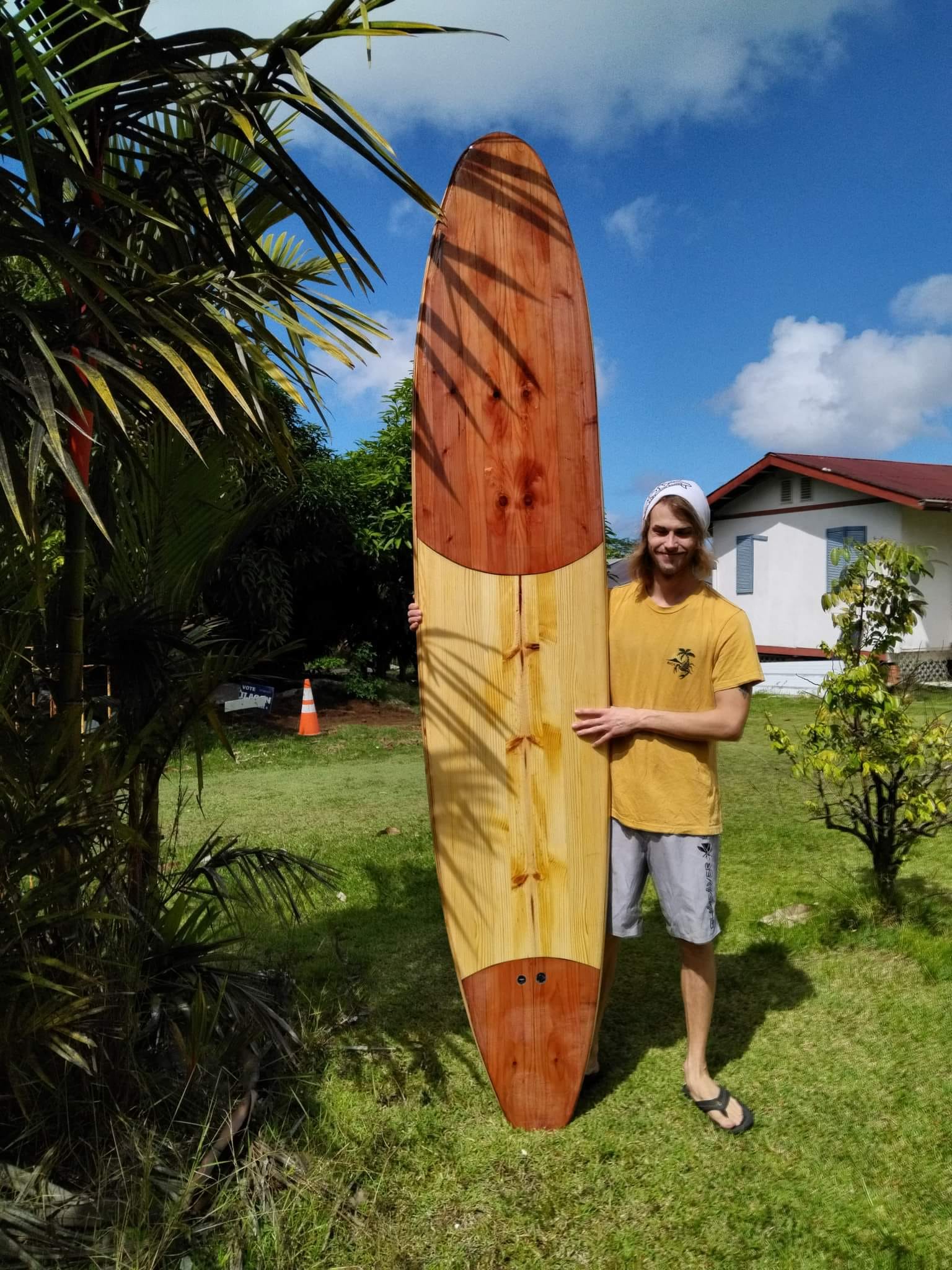 First pop-out surfboard was a Royal Hawaiian
