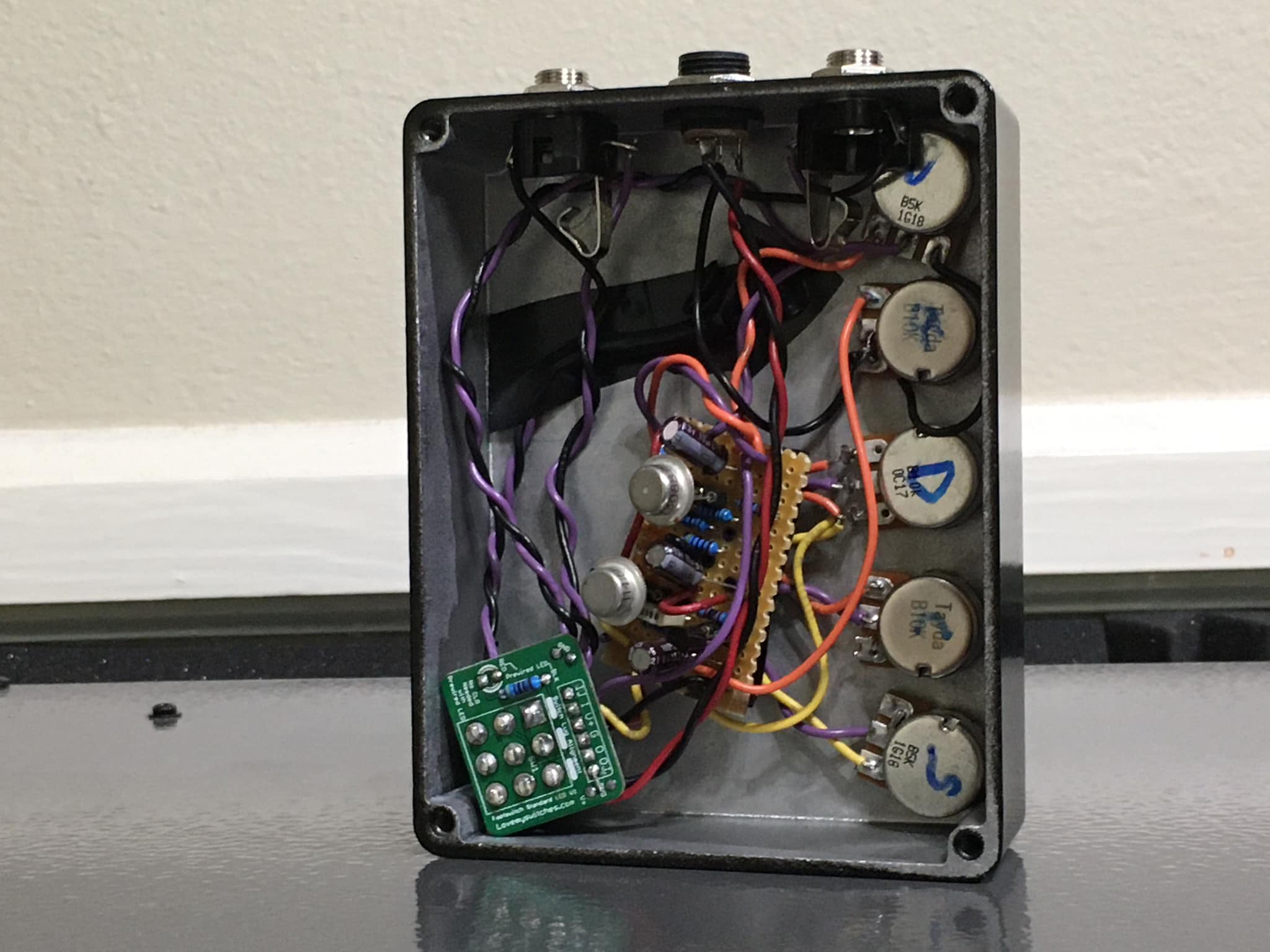 Building a Fuzz Factory clone guitar pedal