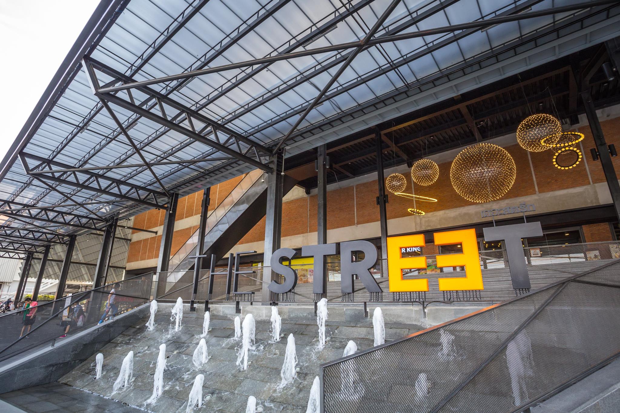 จะมีอะไรที่ดีไปกว่าสถานที่ที่ให้คุณได... - The Street Ratchada