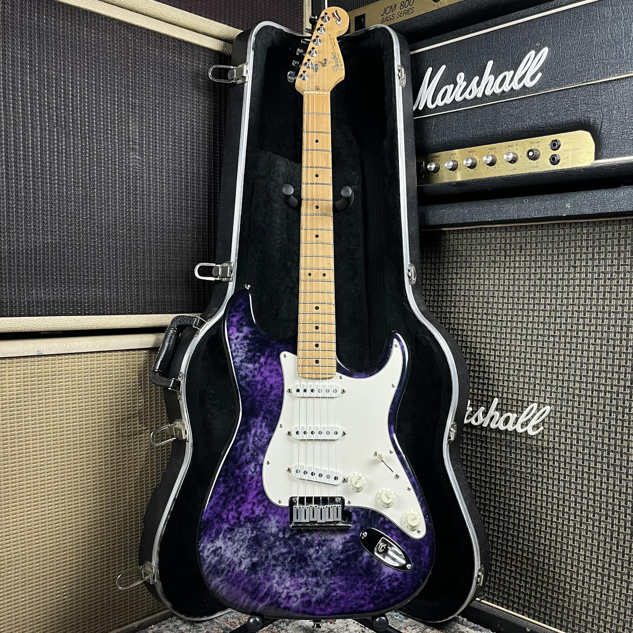 ギター Fender 40th Anniversary Stratocaster 1995 Fender 40th Anniversary Stratocaster aluminum guitar