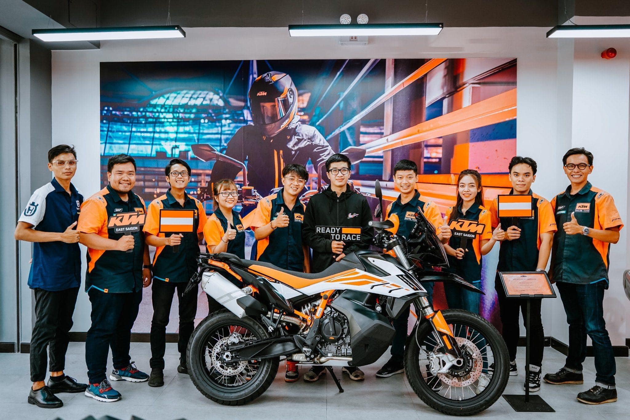 Thêm 1 em KTM 790 Adv... - MotoSaigon - Cộng đồng Xe Việt Nam | Facebook