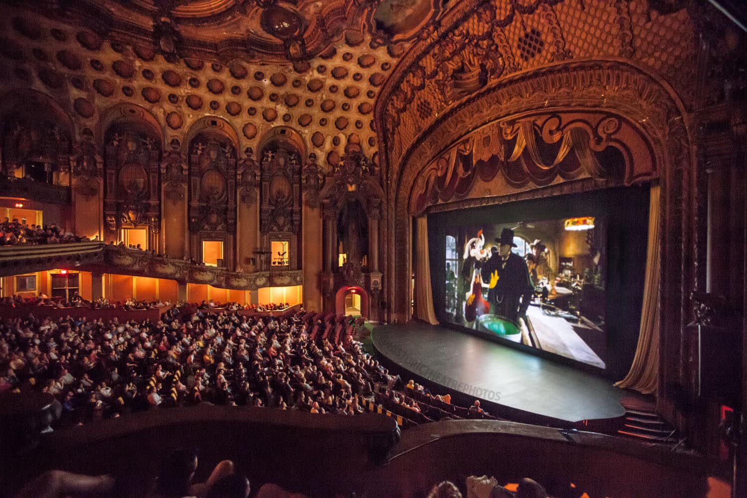 The Los Angeles Theatre... - Historic Theatre Photography | Facebook
