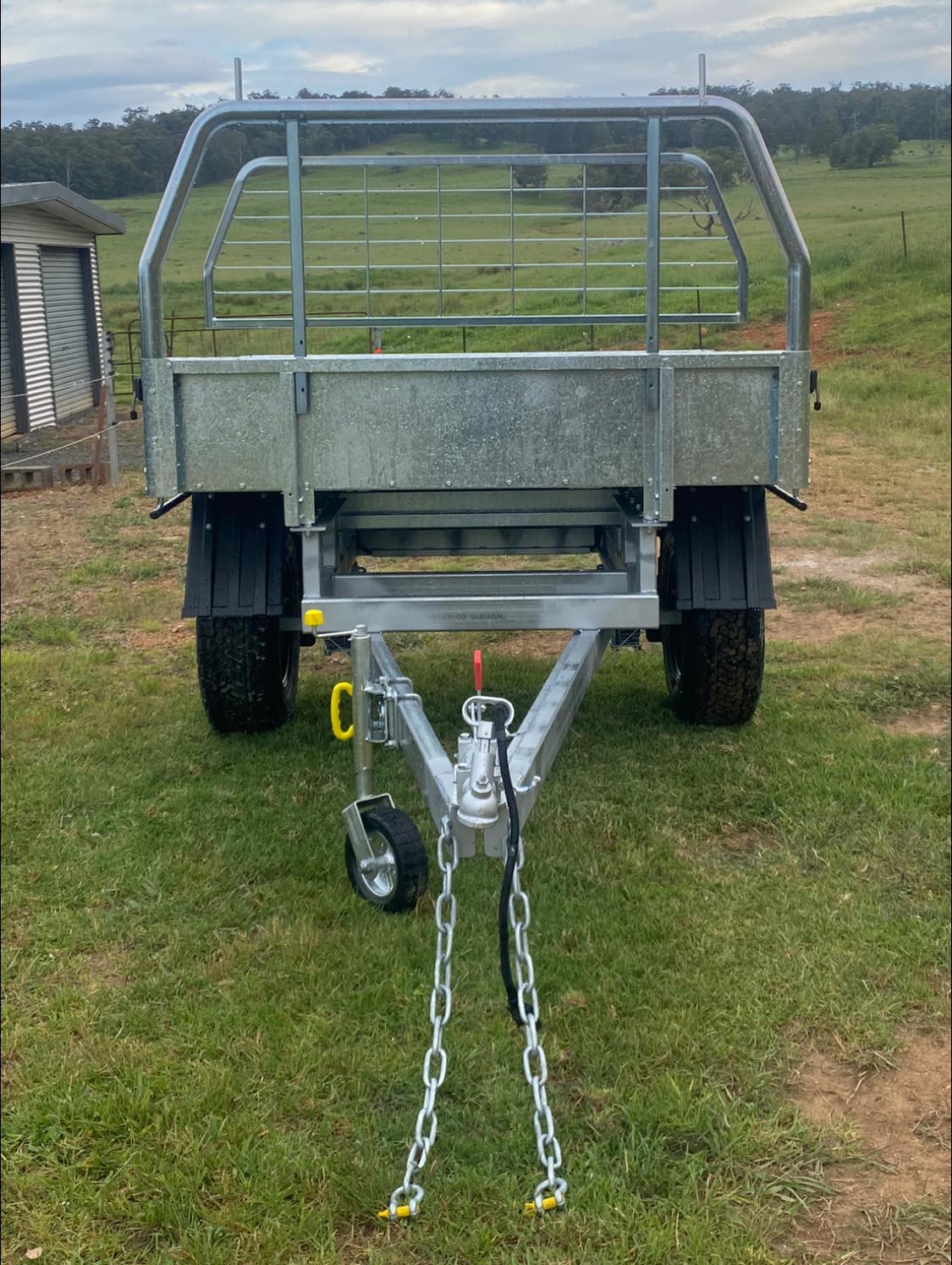 H-FAB - A dual cab Toyota tray turned into an off-road single axle ...