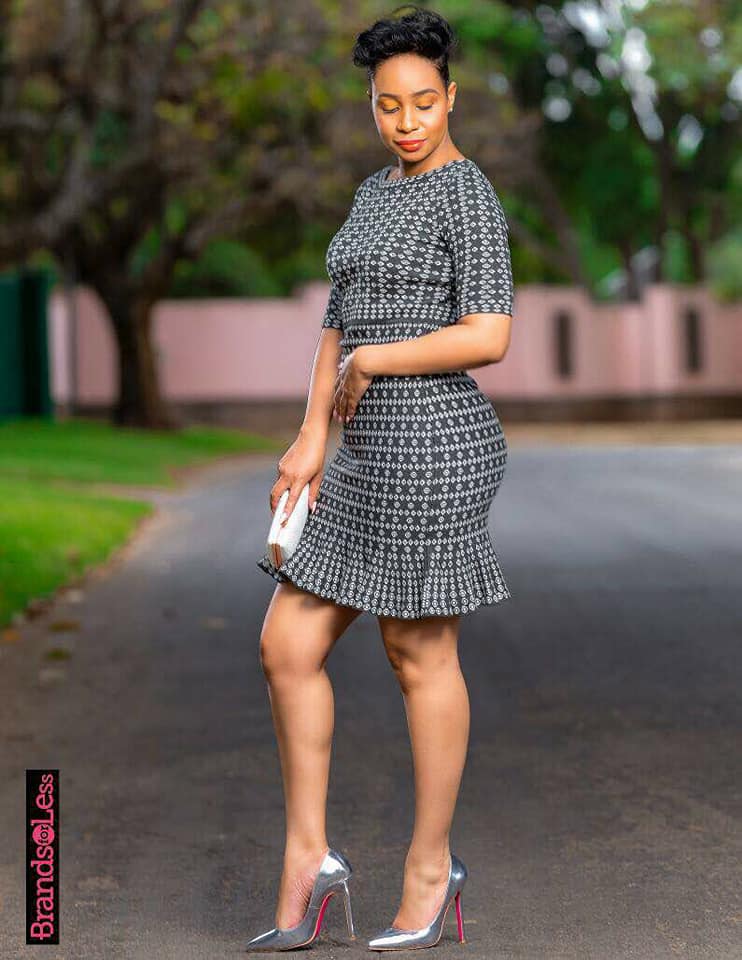 how to dress up a jersey knit dress dress.....just smile n slay open lace-up crisscross back