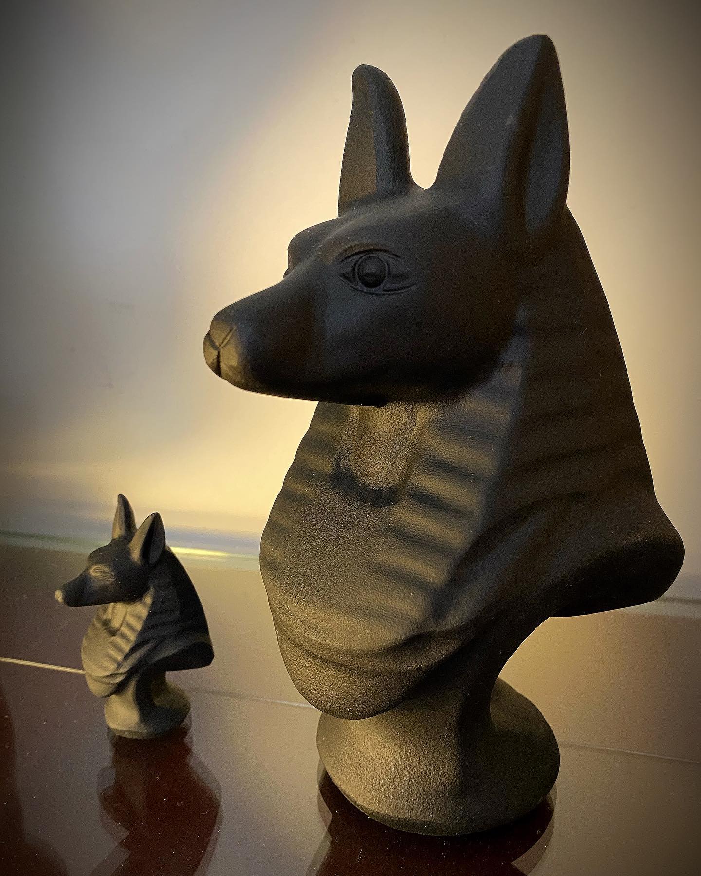 Anubis // #阿努比斯 #黑曜石雕件... - 小石室 ｜ Little Room