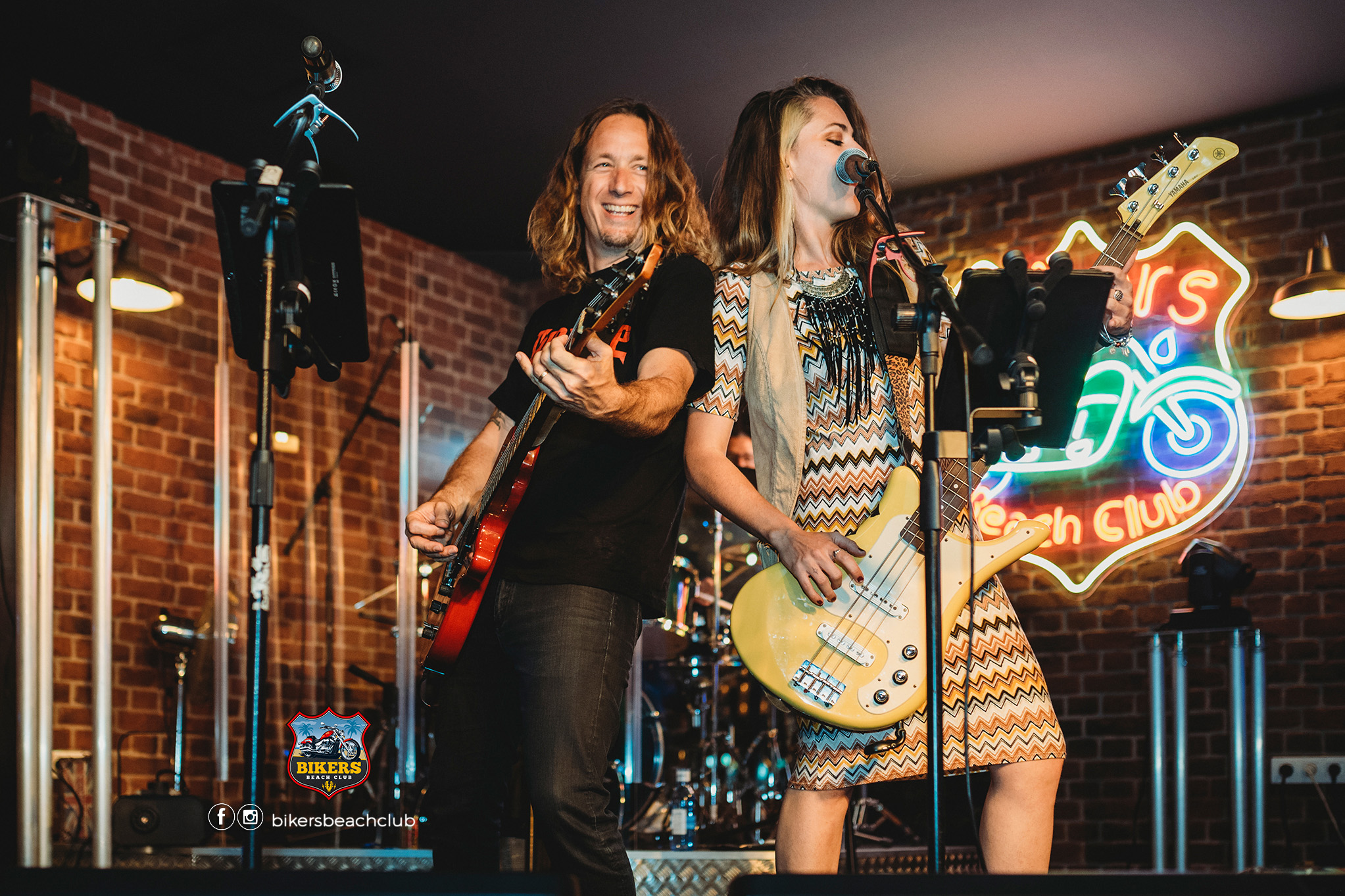 Bikers Beach Club - 😕Se acabaron las fiestas peeeeroooo… 🎶🧑‍🎤🎸La fiesta ...