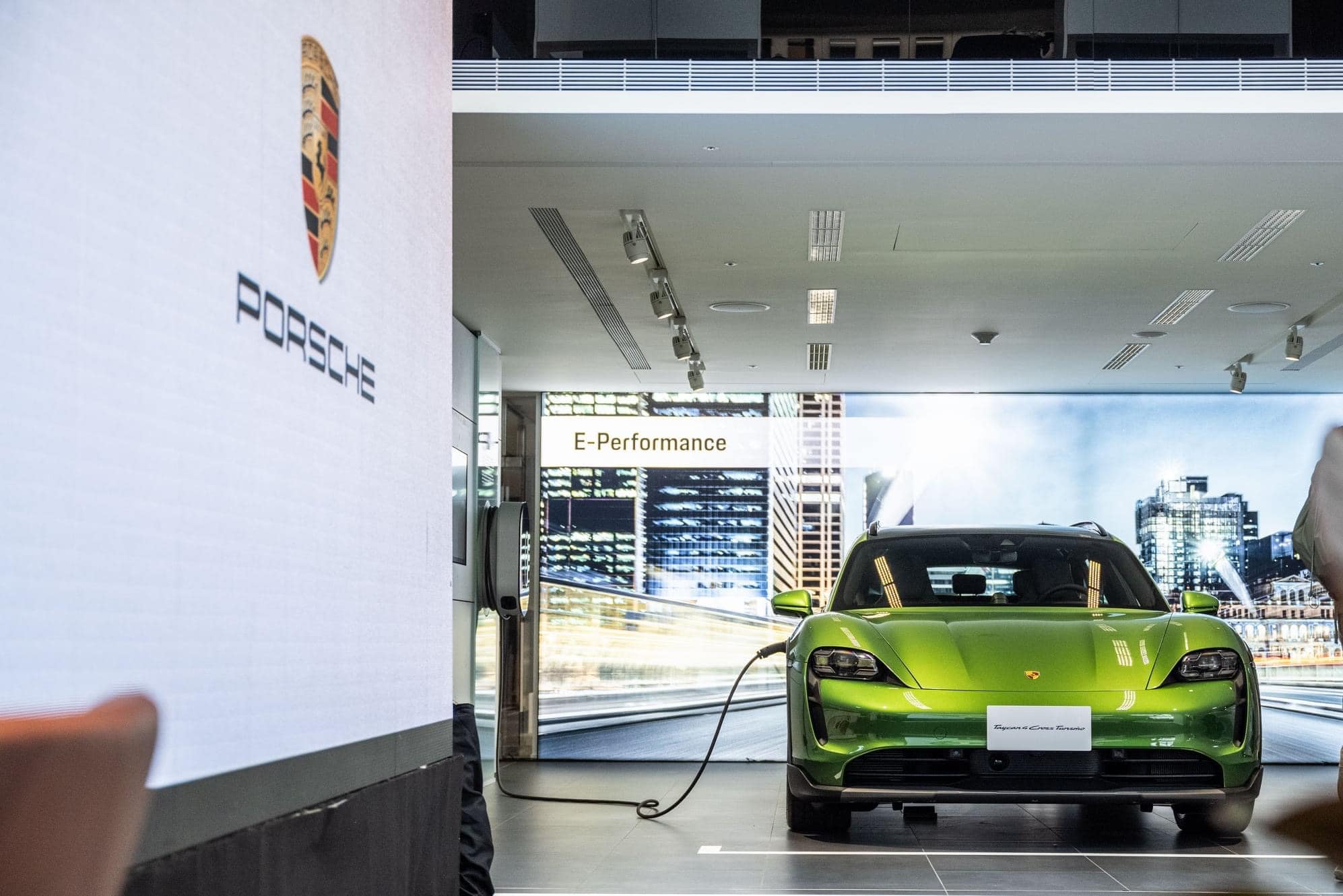 新竹保時捷中心開箱 Part 4 -... - Porsche Studio Hsinchu 新竹保時捷都會概念店 | Facebook