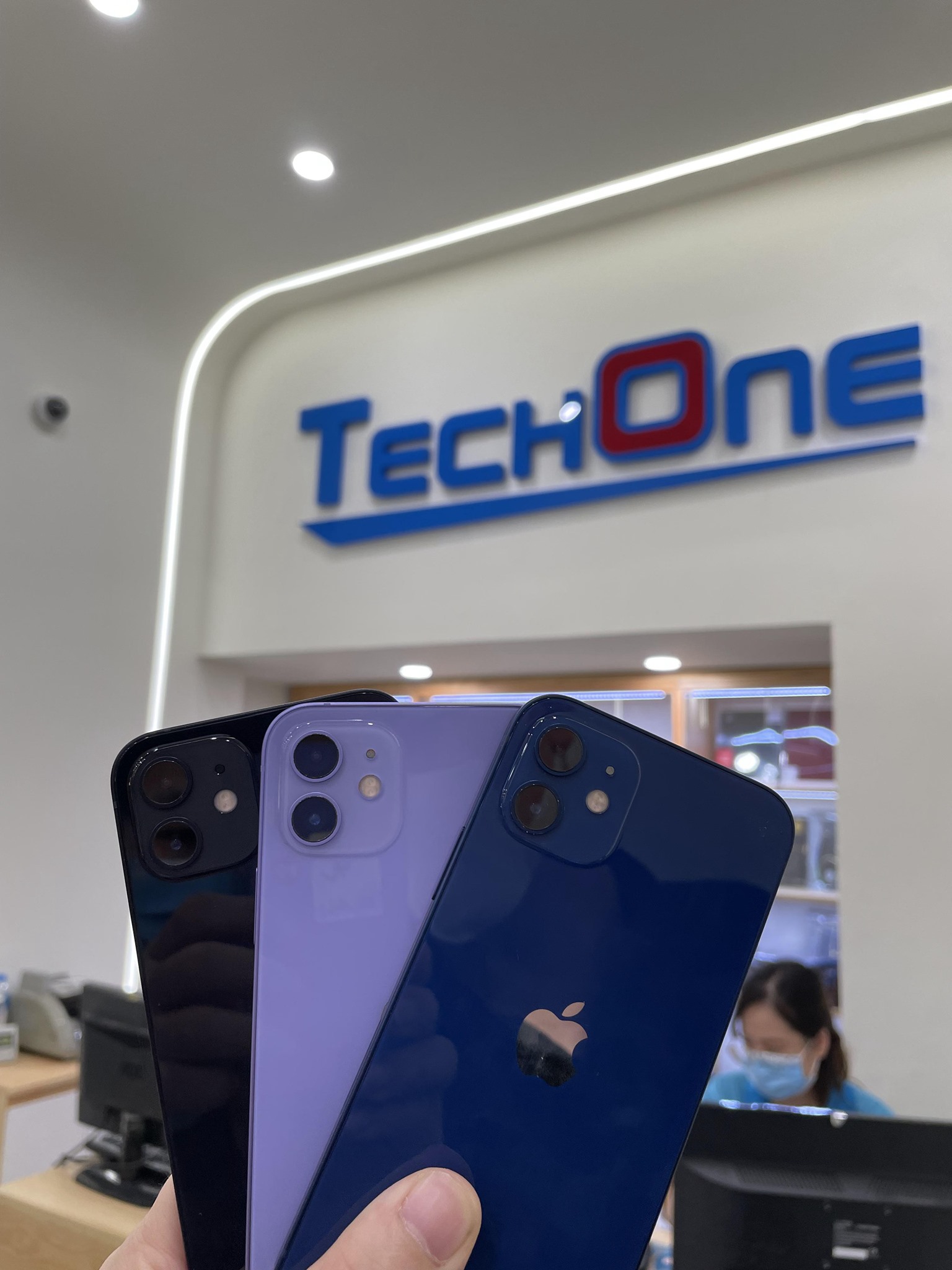 TechOne -... - TechOne - Hệ Thống Siêu Thị Di Động Chính Hãng