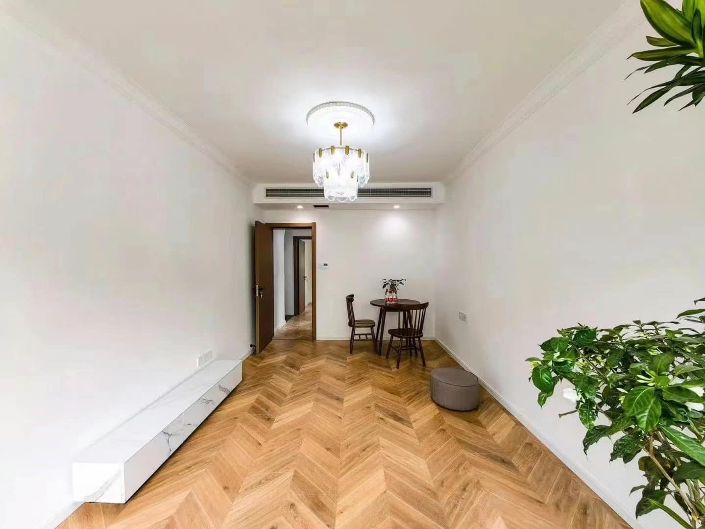 Shanghai High Quality Residential And Commercial Renting Real Estate
