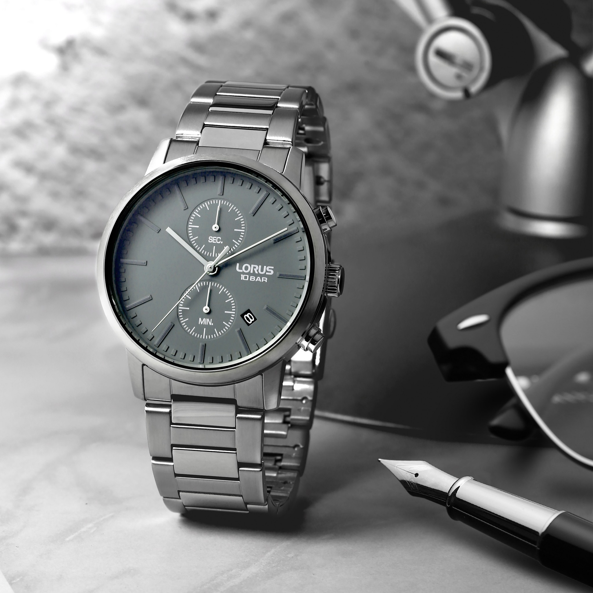 LORUS Military Chronograph Watch Grey 時計 | ヤマダウェブコム