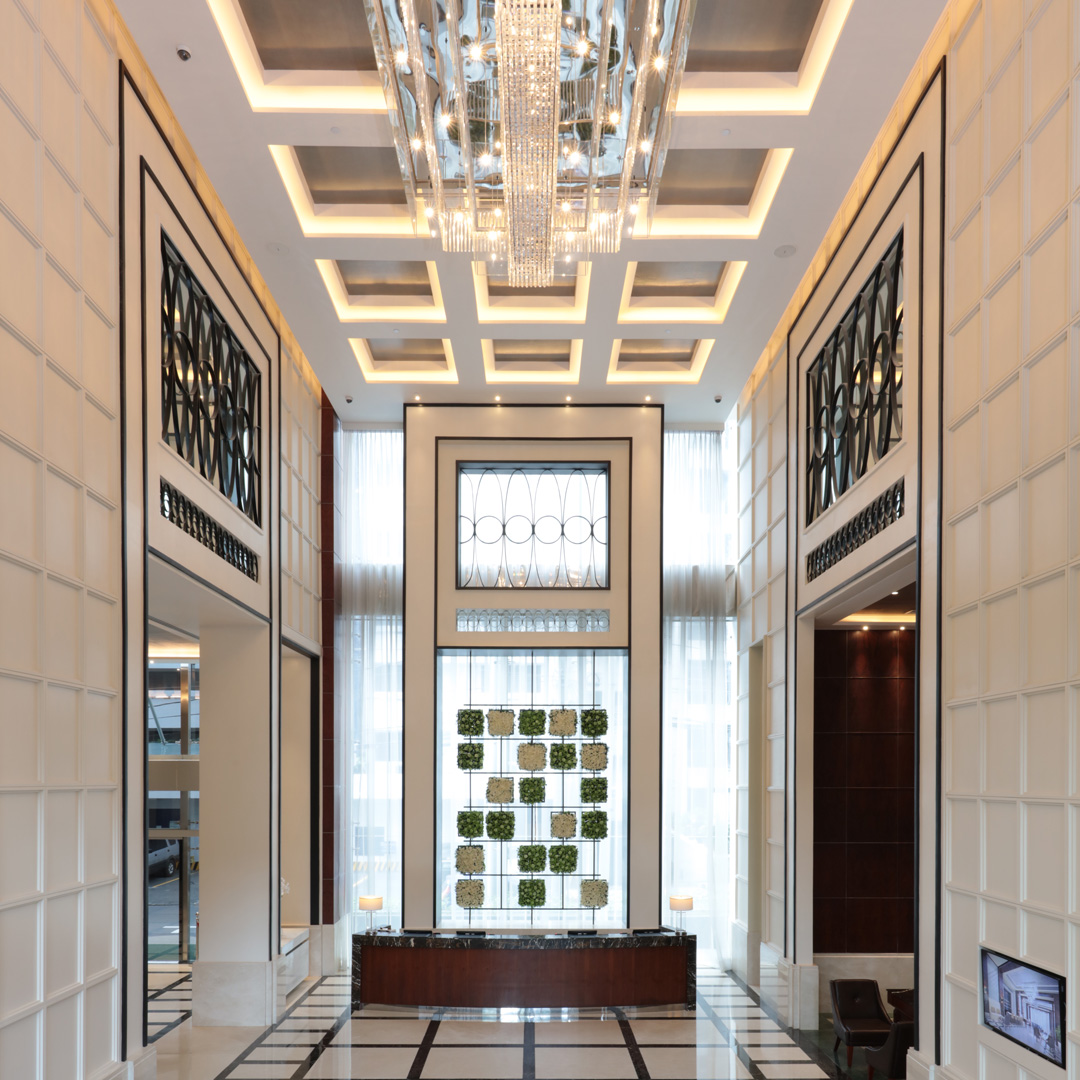 Living in the lap of luxury ... - Makati Diamond Residences
