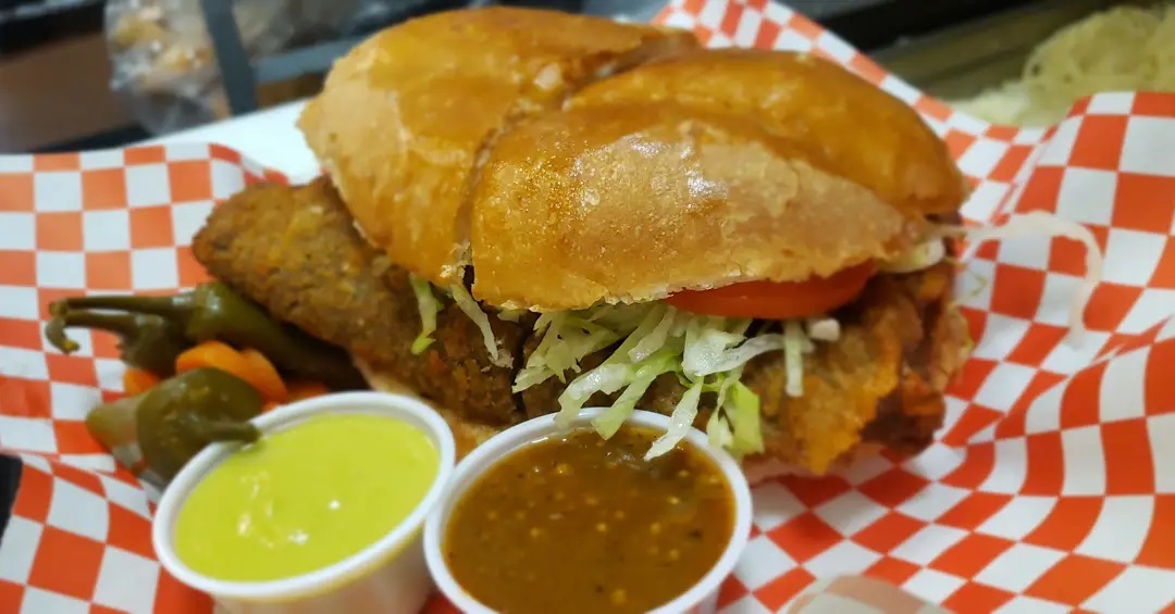 Tacos y Tortas Ricki's