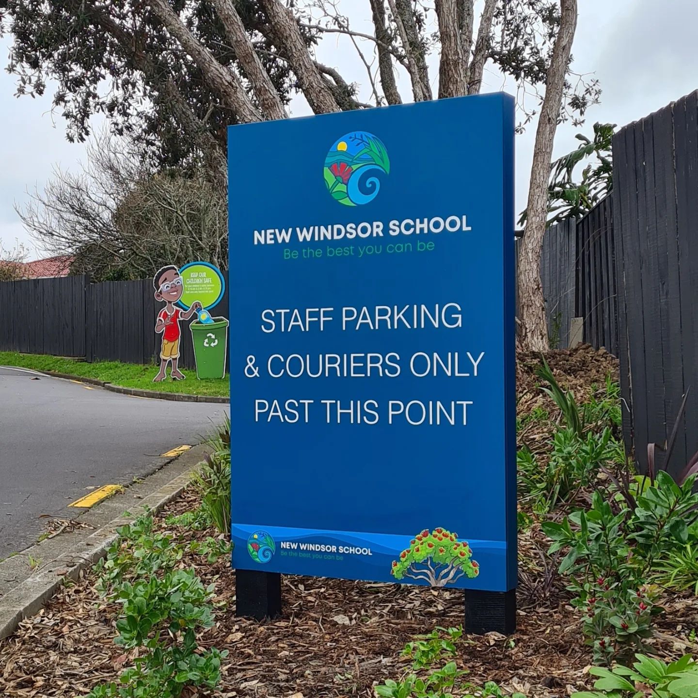 Foster Signs - Rainy day install @newwindsorschool Wayfinder sign with ...