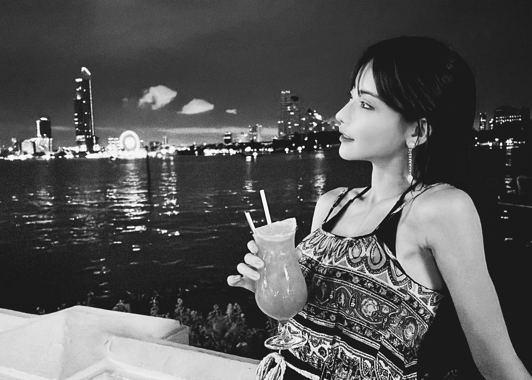 Eimi Fukada's 3-region fan meeting tour in Vietnam
