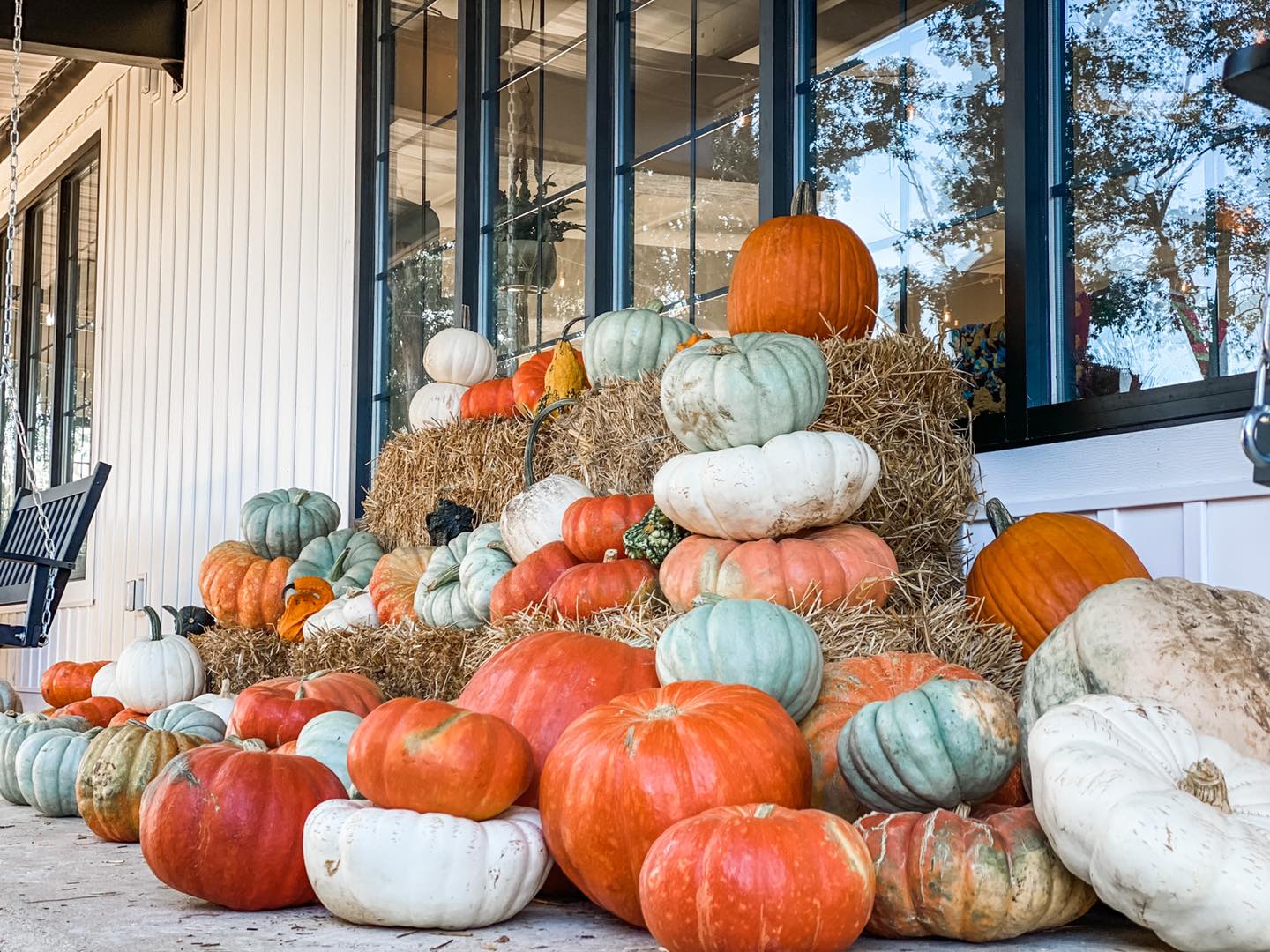 Ozark Farms - I love this fall display in front of the... | Facebook