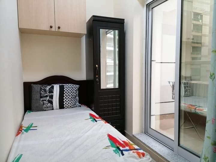 Karama Burjuman Near metro station Partition available 0508069466 ...