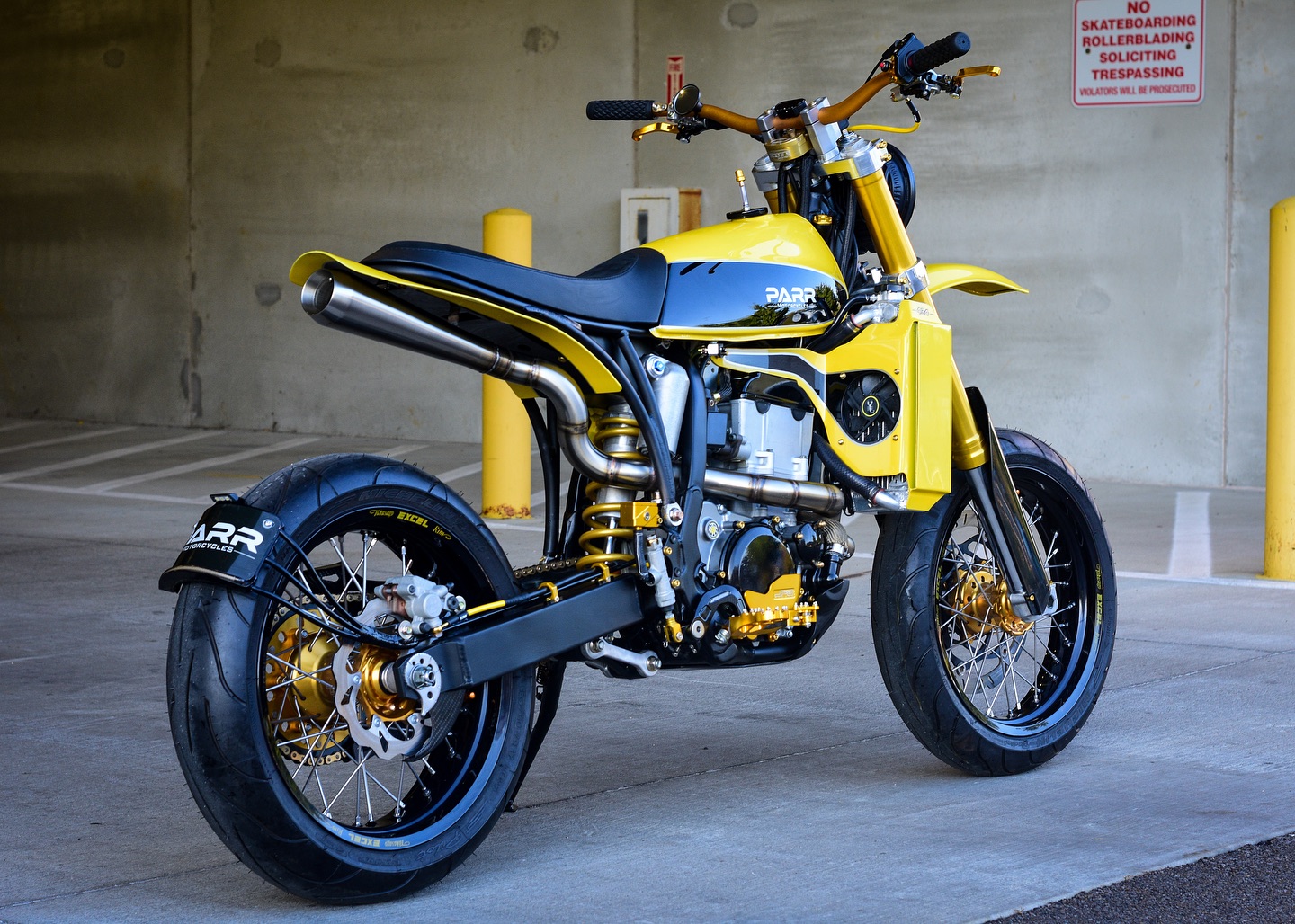 Your thoughts on this supermoto guys 👇 👇 2007 Suzuki DR-Z400