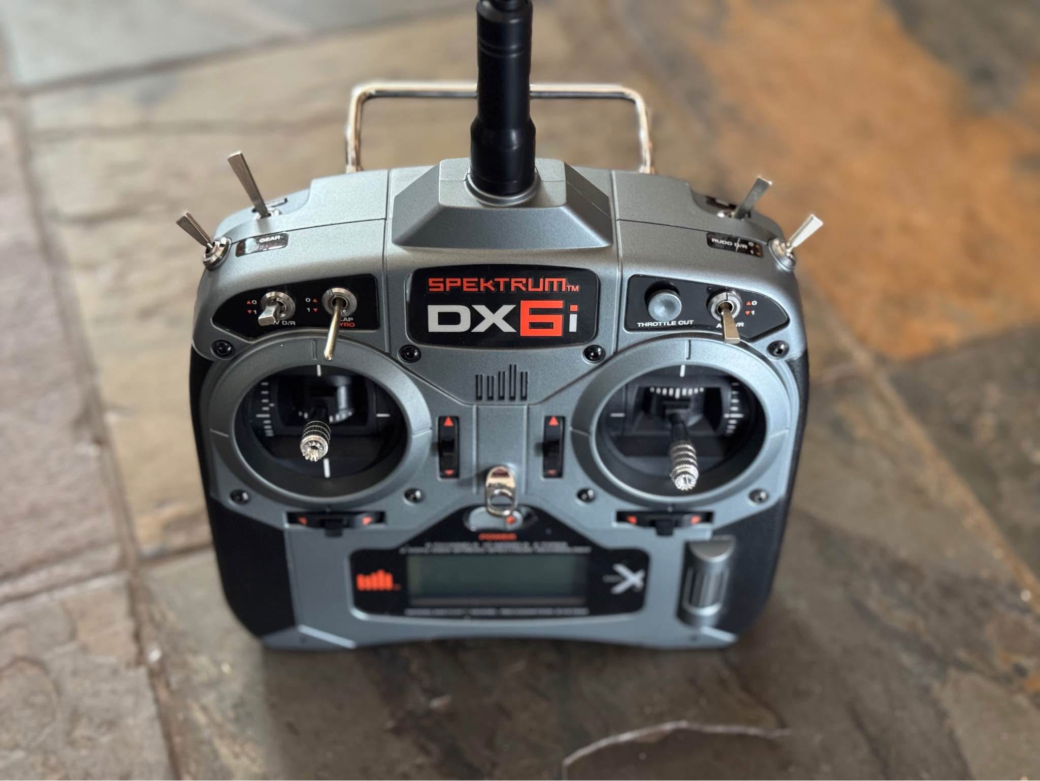 Spektrum DX6i RC Transmitter - Helicopters | Facebook Marketplace
