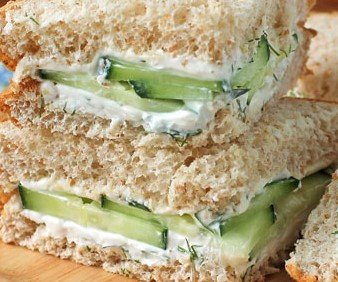 Easy cucumber sandwiches with cream cheese and ranch