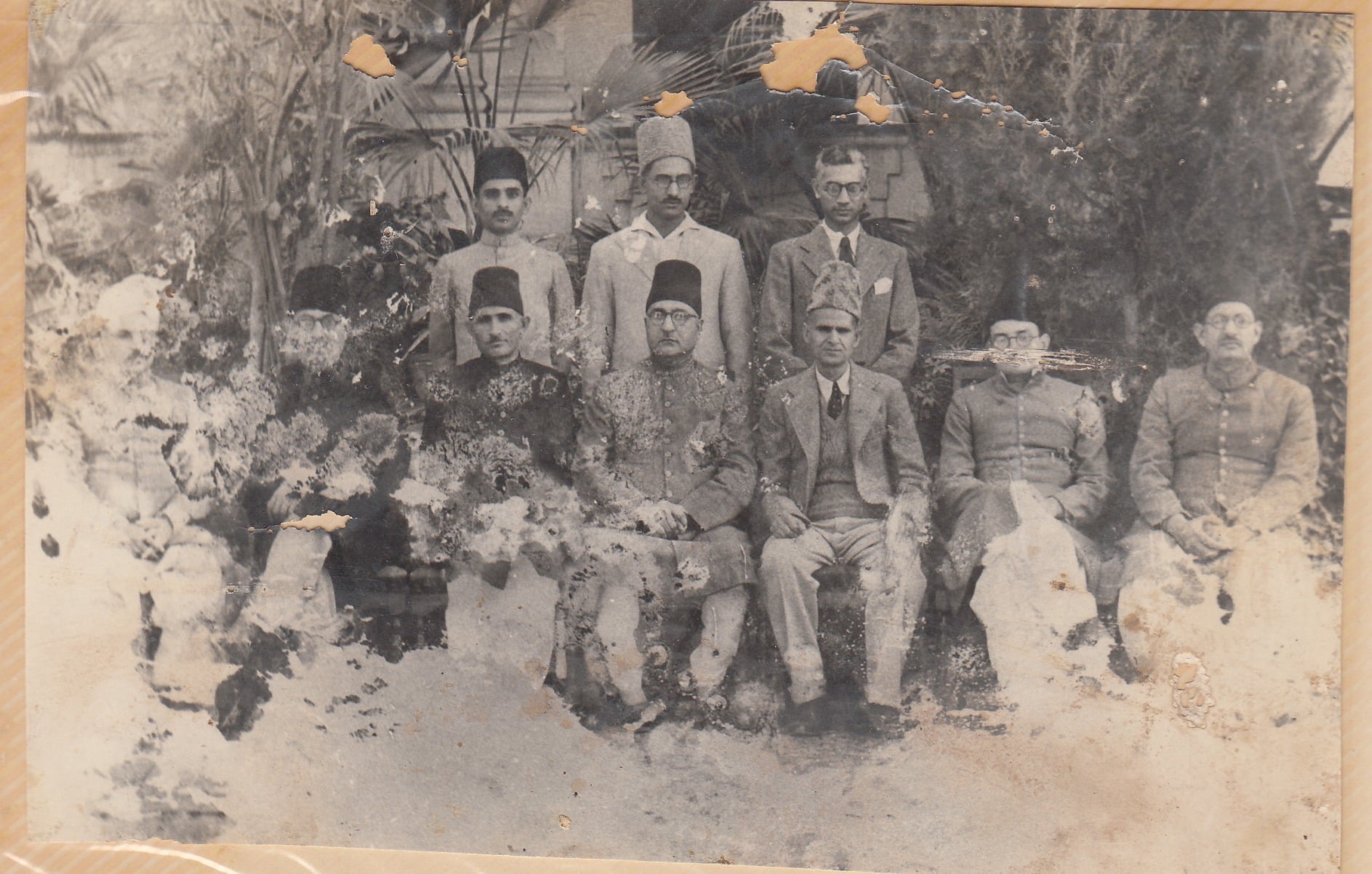 Vintage Pakistan - January 1940 : Rare Historical Pic 2nd row wearing ...
