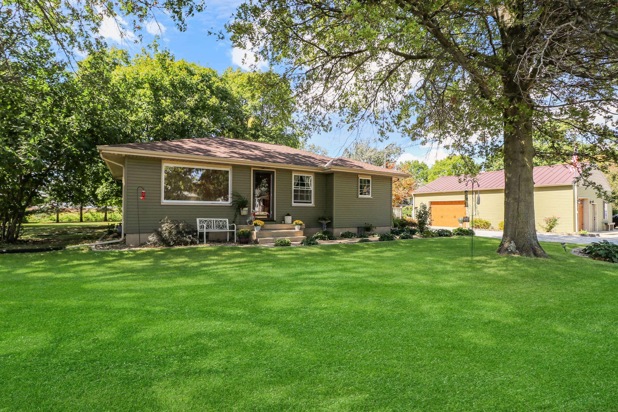 FOR SALE: Cozy, Updated Ranch in Edwards! Take a look inside: https ...