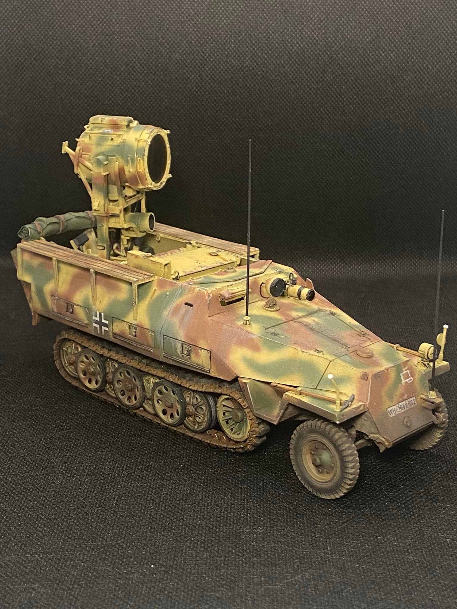 AFV Club 35063 – Half-track Sd.Kfz. 251 D/1 – Maquette Plastique Militaire échelle 1/35 Pour Collectionneurs
