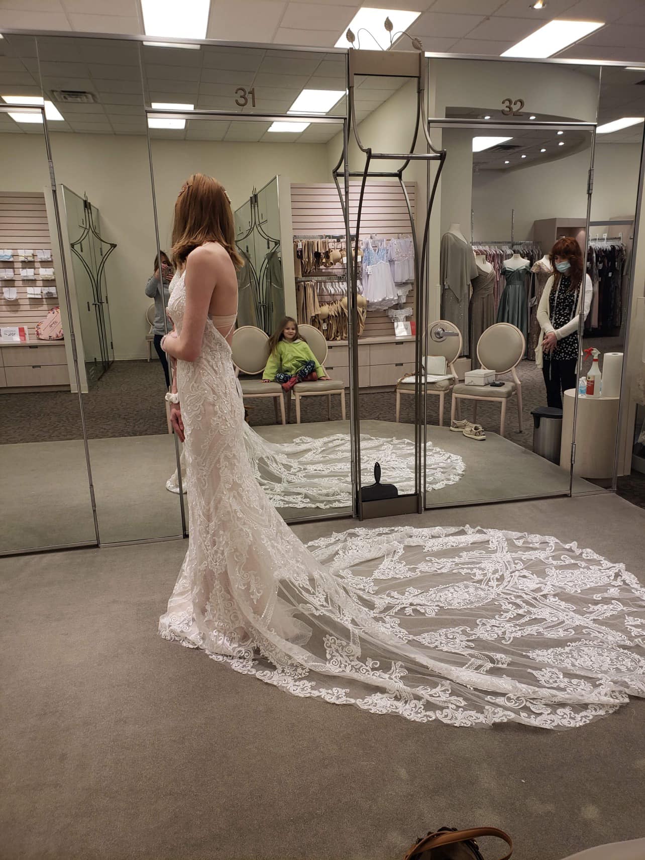 dress alterations green bay looking for suggestions for in the Appleton area, but willing to travel to as well! likely just needs to be taken in and hemmed. haven't had great experiences sizechart_melania-crystal-dress-size-chart