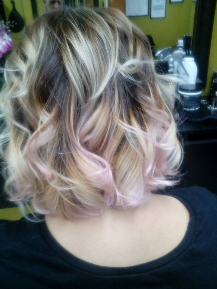 Star Cuts - Star Cuts added a new photo.
