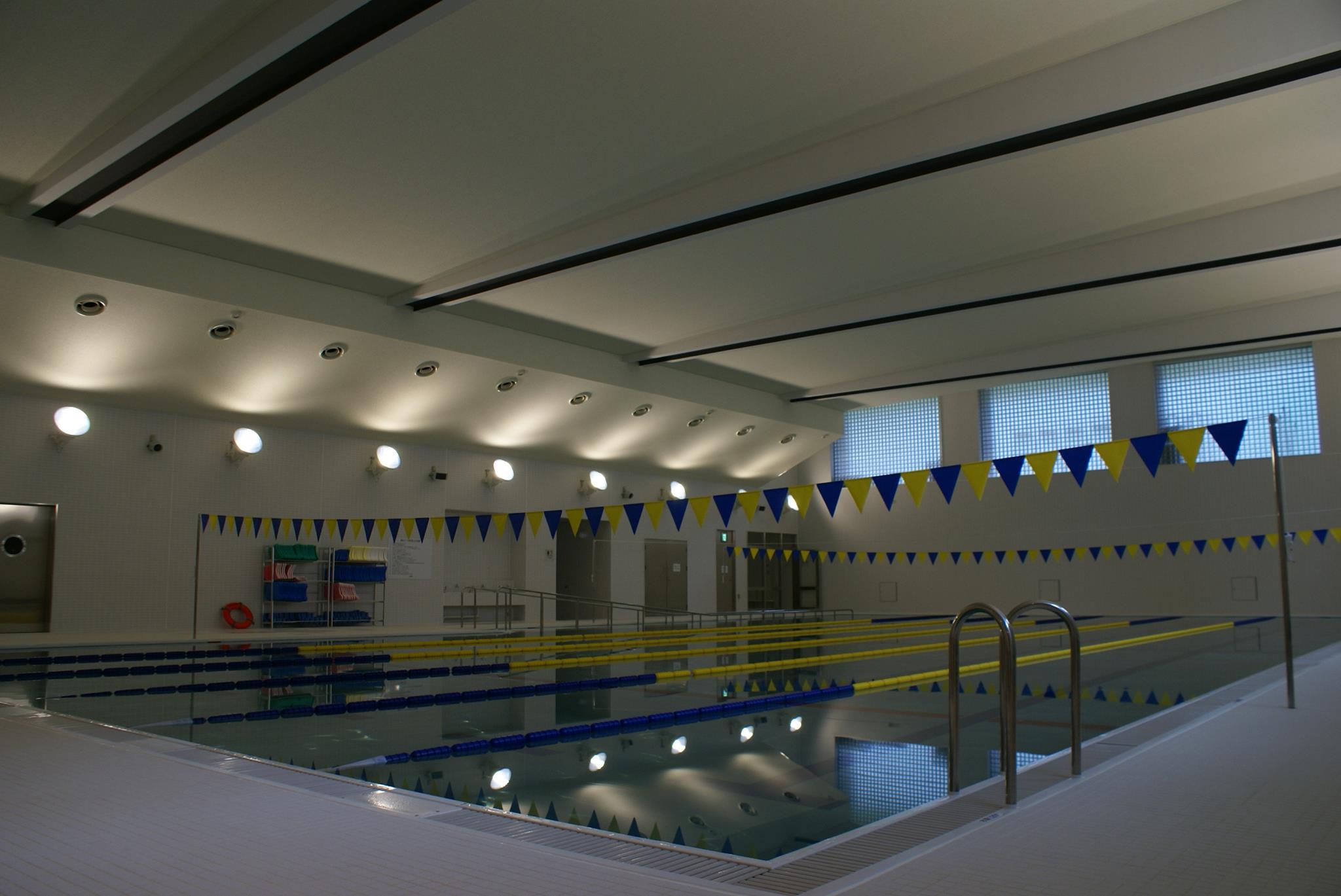 中野 中学校 温水 プール