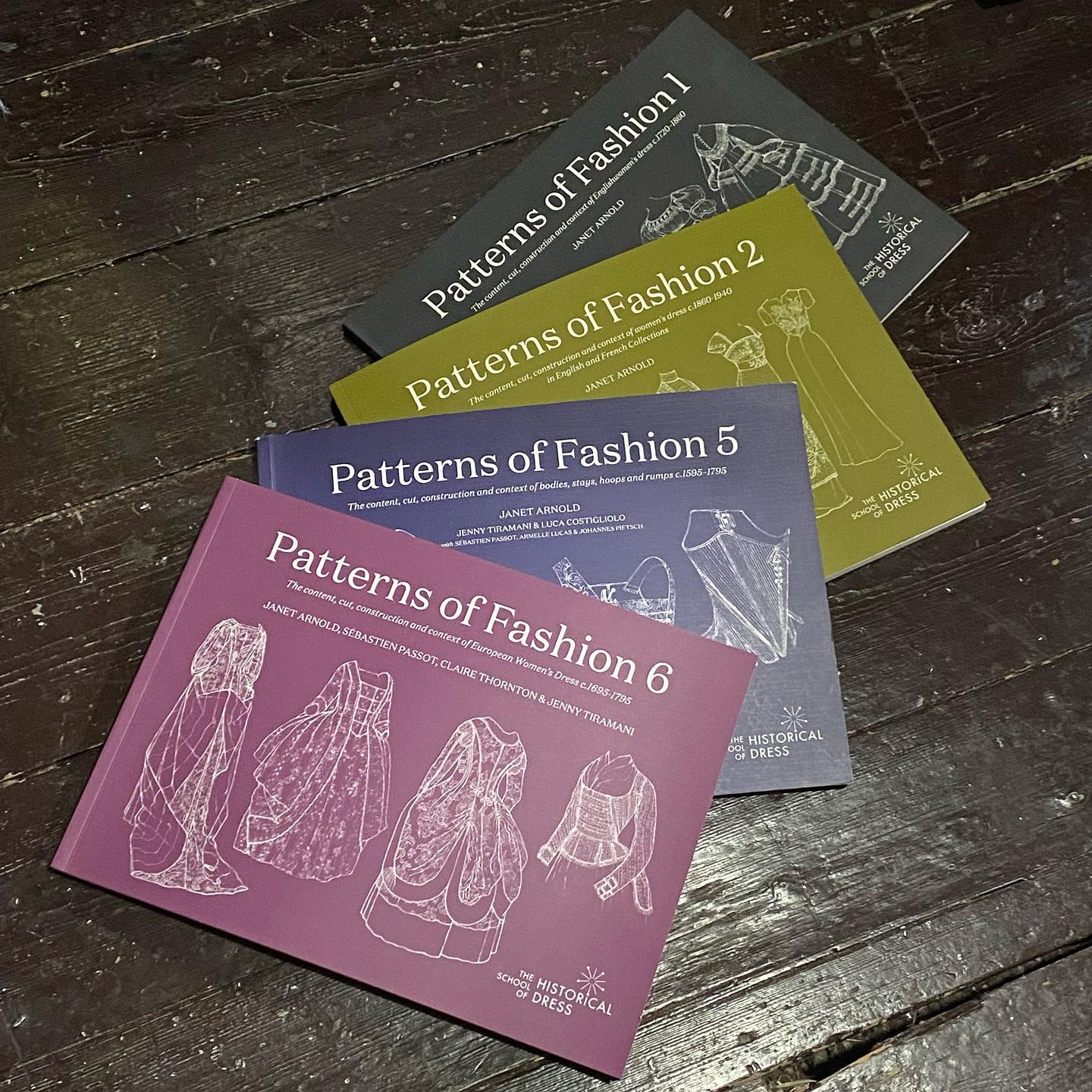 fashon Janet Arnold of 2冊セット　Patterns