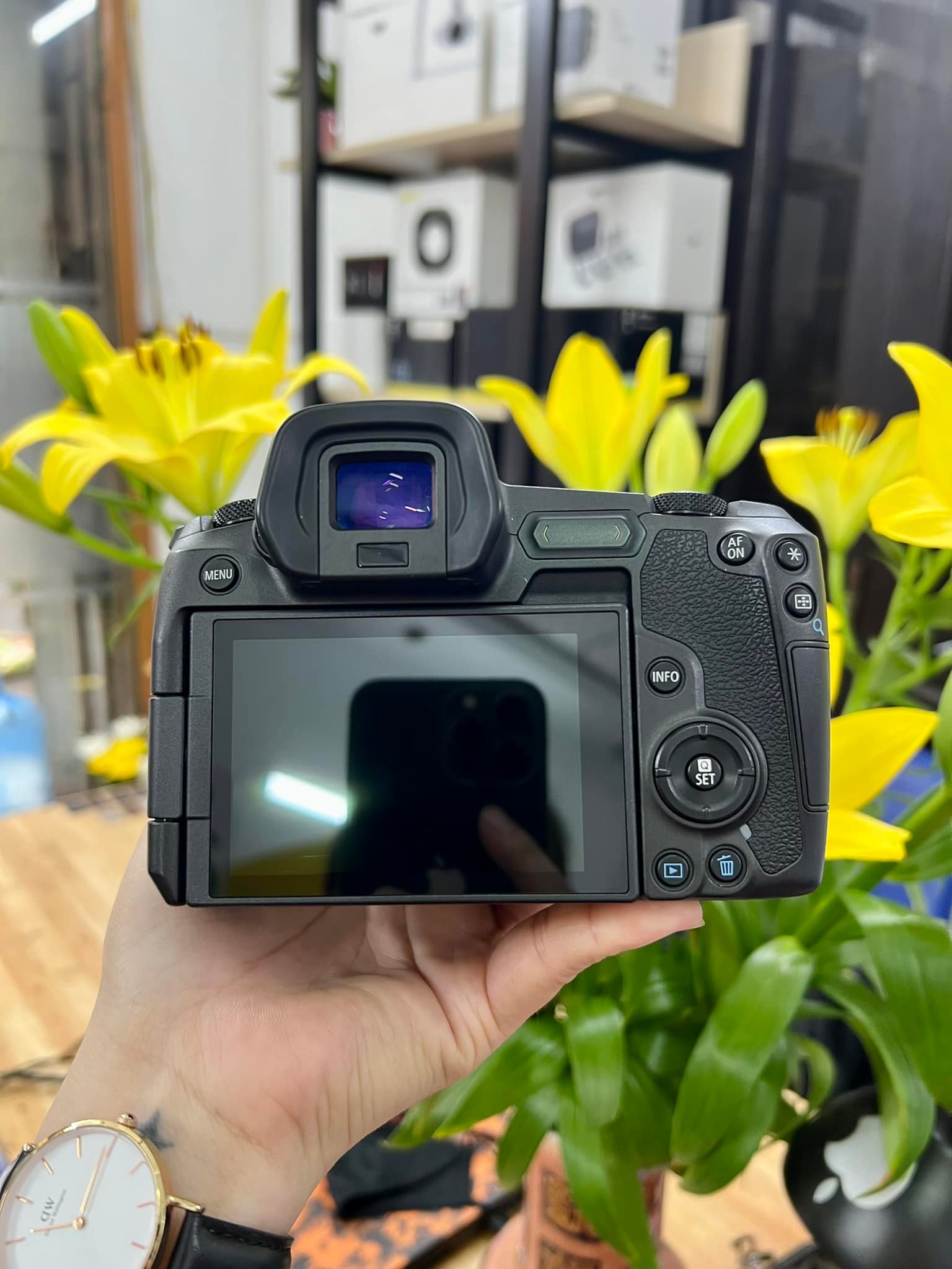 🔥 CANON EOS R & LEN RF... - Tokyo Camera Trung Liệt Thái Hà | Facebook