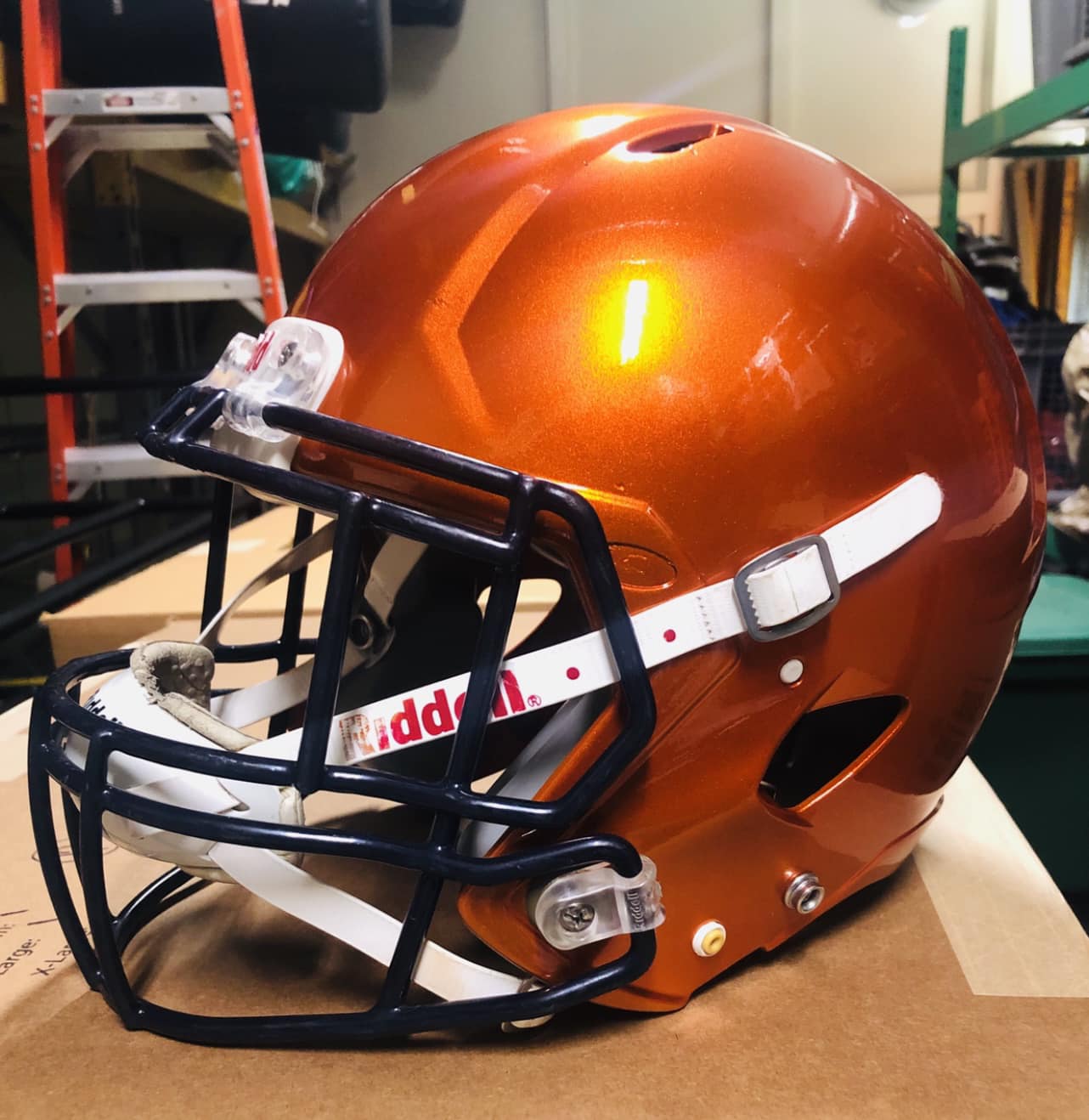 extra large football helmet used Vintage 1960s Marietta White Shell Game X-Large 7  WESTBROOKSPORTSCARDS State of the art protection Large football helmet for Sale