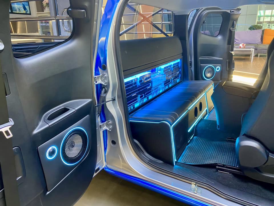 ISUZU Speacecab…งานออกแบบ Sound Concept ติดตั้งแอมป์ Mosconi Pro 4 ...