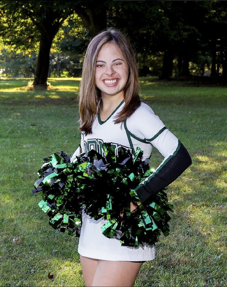 SENIOR SPOTLIGHT 💚🖤... - Pine Richland Rams Cheerleading | Facebook