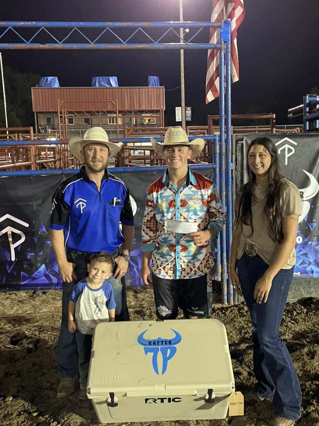 Bo Essick is your Champion... - Rafter 7P Rodeo Productions