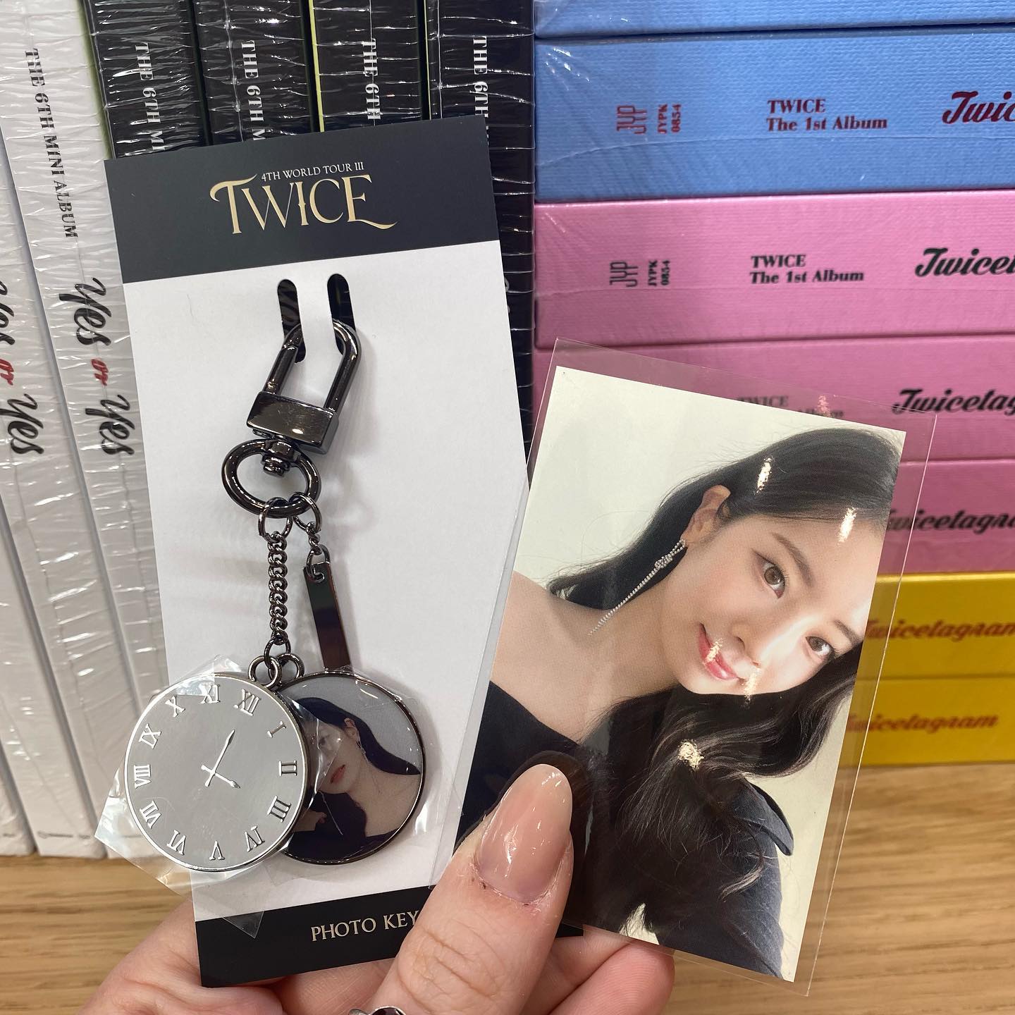 TWICE 4th World Tour III Tour Keyring and Photocard 💎 The
