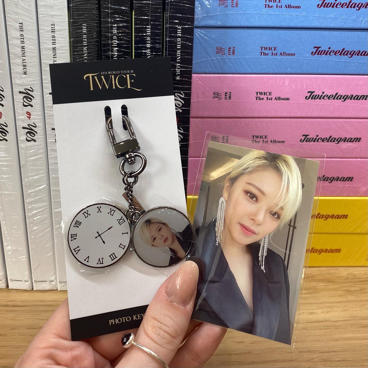 TWICE 4th World Tour III Tour Keyring and Photocard 💎 The